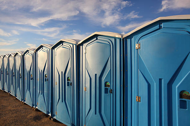 Best Restroom Trailer for Weddings  in Forest View, IL